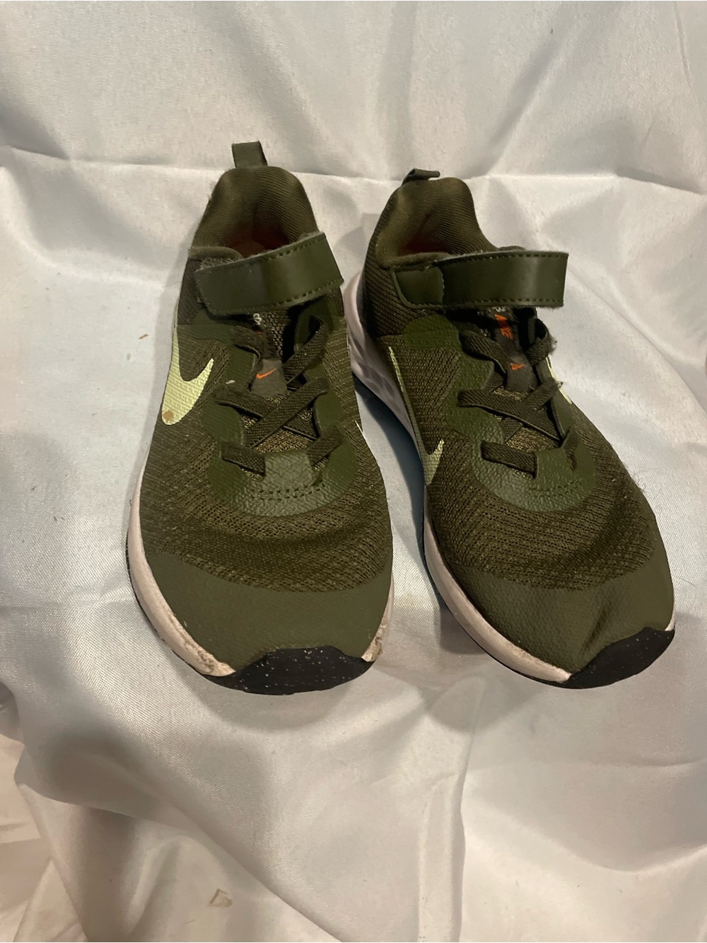 Nike Kids Olive Green Slip-On Sneakers with Light Swoosh